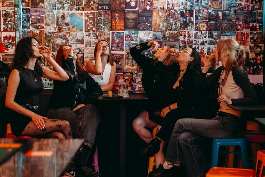 Krakow: 6 pm Tipsy Bar Tour With Karaoke+Twist (Thu-Fri-Sat) - What the Krakow Tipsy Tour is really like
