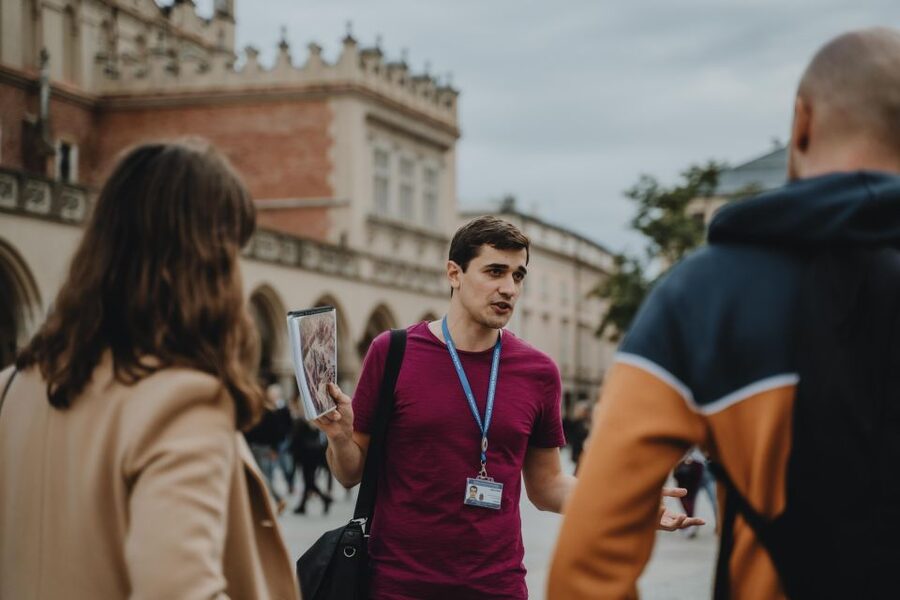 Krakow: Traditional Polish Food and Drinks Tasting Tour - What this Krakow food walk is really about