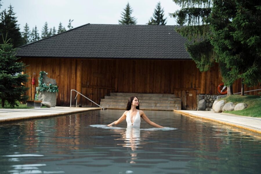 Krakow: Zakopane Cable Car, Vodka, Cheese & Hot Springs Tour - Should you book it?