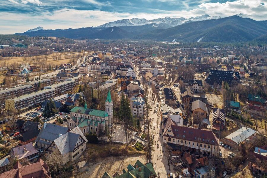 Krakow: Zakopane, Thermal Baths, Cable Car, Vodka, Oscypek - Three hours at Chocholowska Thermal Baths