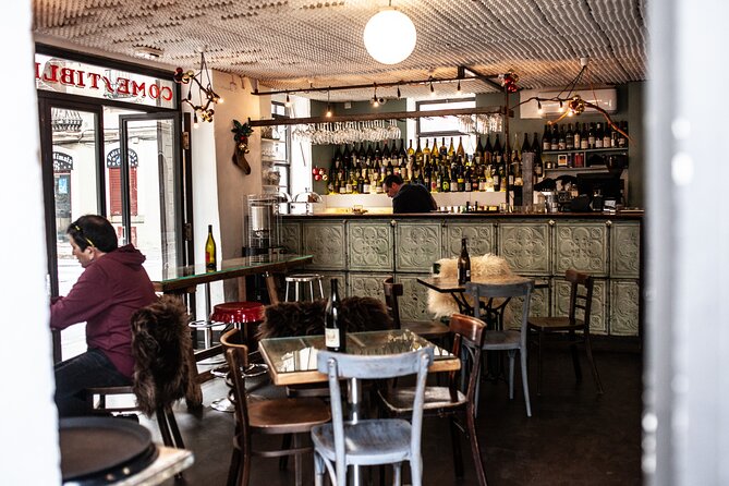 La Barceloneta Tapas & Wine & Drinks Tour in Barcelona - The guide can shape the whole evening