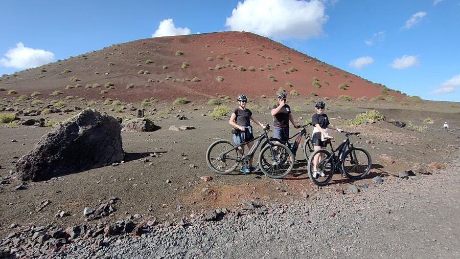 Lanzarote E-Bike Tour: Volcano Craters & Scenic Vineyards - Who should book this Lanzarote bike tour?