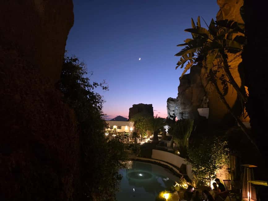 Lanzarote: Evening Tapas, Winery & Lagomar Experience - Who should book this experience