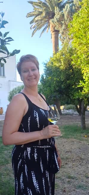 Lecce: Countryside Vineyard Walk & Wine Tasting - Is $82 a fair price?