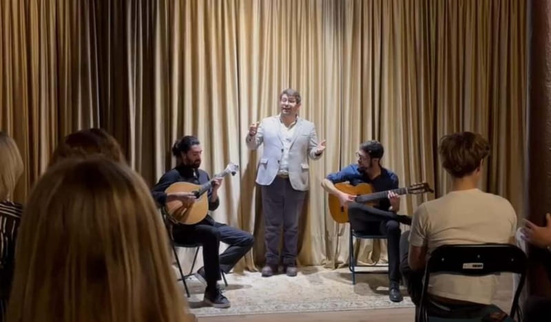 Lisbon: Live Fado Show in Historic Alfama with Port Wine - Why the no-talking rule matters