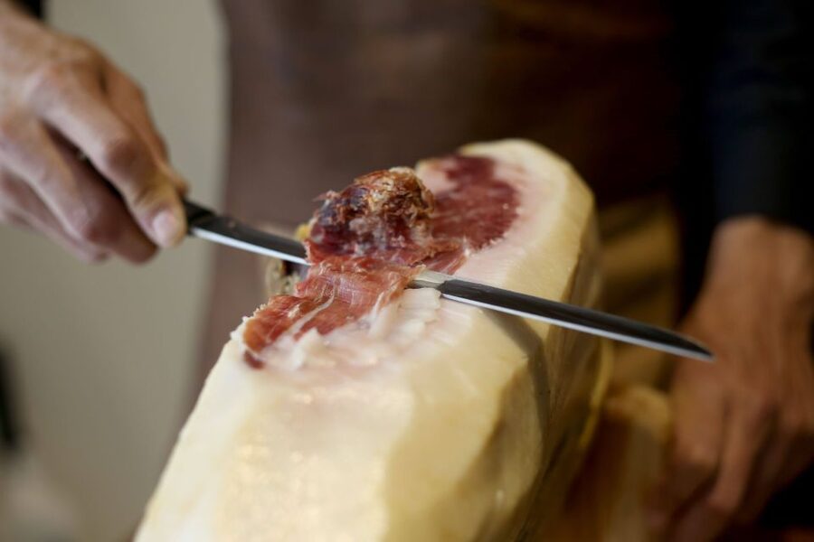 Lisbon: Premium Port Wine Tasting & Tapas - Five Ports, Three Styles, One Clear Introduction
