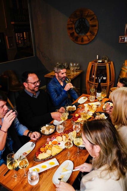 Lisbon: Premium Wine and Tapas Tasting Session - What happens during the two hours