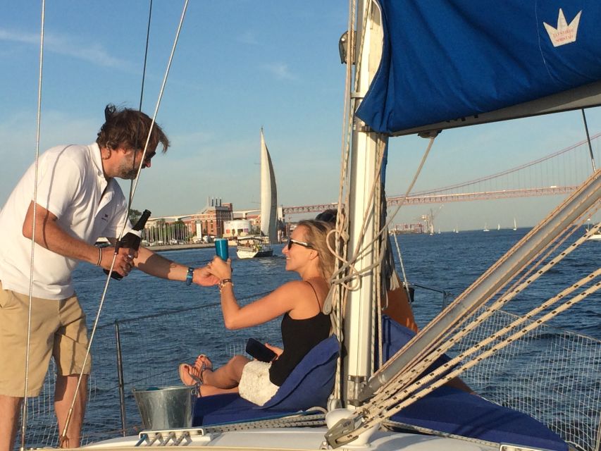 Lisbon: Private Sunset Sailing Tour with Champagne - The 25 de Abril Bridge and Cristo Rei