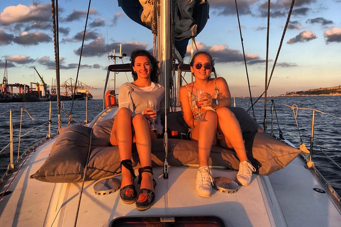 Lisbon Sunset Sailing Tour with White or Rosé Wine and Snacks - Belém Tower and the age of sea voyages