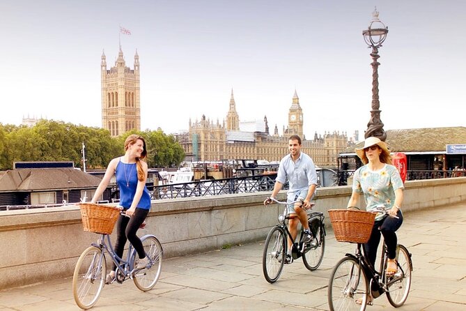 London Bike Tour: Landmarks, Secret Gems, Pub Stop & Street Art - St James’s Park, Horse Guards, and Buckingham Palace
