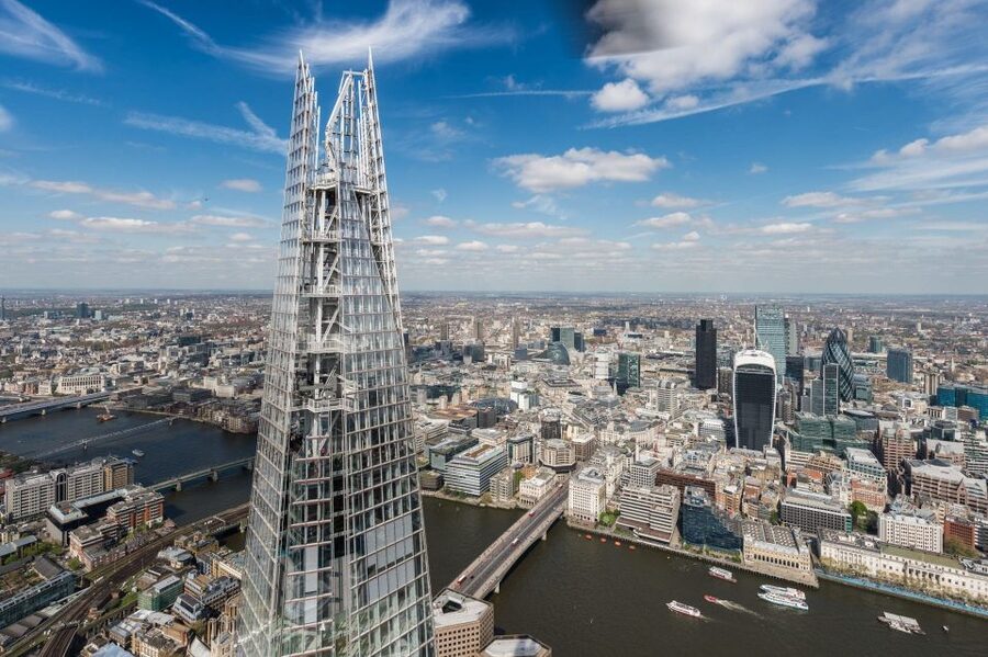 London: The Shard Entry Ticket with Champagne - From London Bridge station to the viewing levels