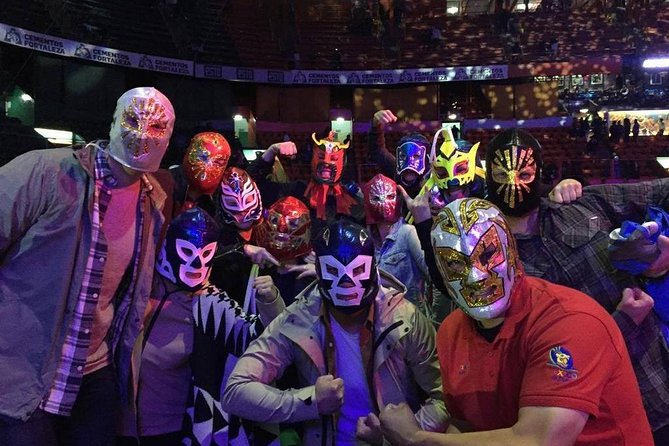 Lucha Libre Tour and Mezcal Tasting in Mexico City - The mezcal hour at Barrio Alameda