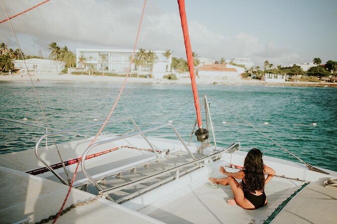 Luxury Champagne and Lobster Sail to Boca Catalina - Sailing Past the Antilla Shipwreck