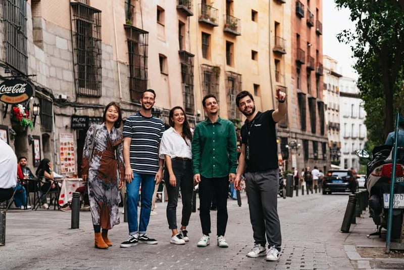 Madrid: Guided Tapas and Wine Tour with Rooftop Views - The rooftop ending, and why the start time matters