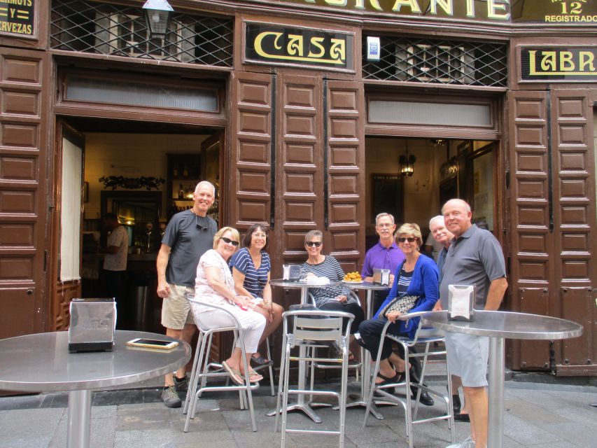 Madrid: Old Madrid Walking Food and Wine Tour - Churros con chocolate as the finish