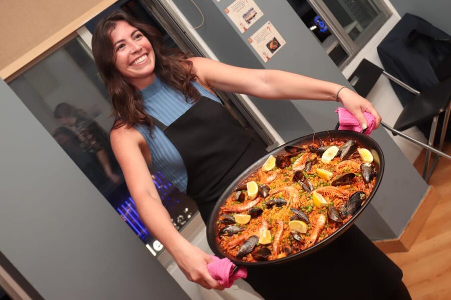 Madrid: Paella and Sangria Workshop in the City Center - Paella begins with the ingredients