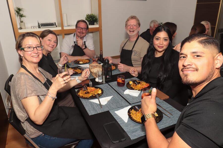 Madrid: Paella and Sangria Workshop in the City Center - Who should book this workshop?