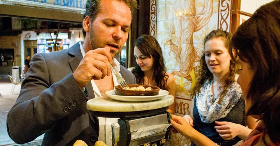 Madrid: Tapas & Wine Tasting Tour with Local Guide - At a glance: what makes this Madrid food walk worthwhile