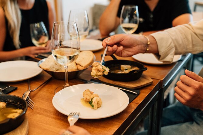 Madrid Tapas & Wine Tour with Rooftop Views and Local Guide - Food, drinks, and dietary planning