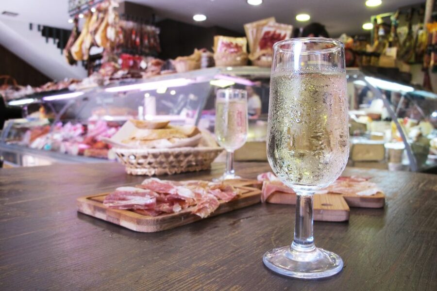 Malaga: Tapas Tasting Tour - Seven tapas across four stops