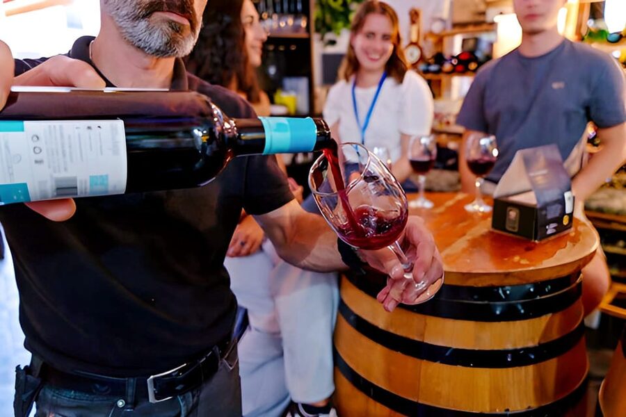 Malaga: Wine and Tapas Tour with Tastings and Drinks - The first tapas bar sets the tone