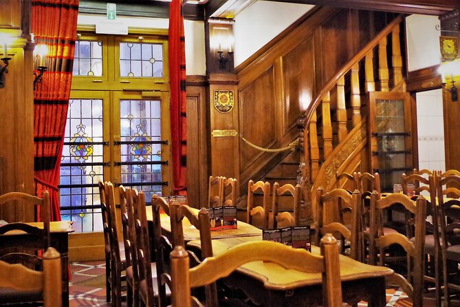 Marc's Brussels Beer Tasting Tour - Royal Theatre Toone and Brussels puppetry