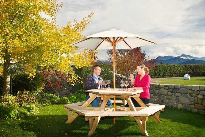 Marlborough Wine Tour - Afternoon of Cuisine & Wine 4hrs - The guides make the route feel local
