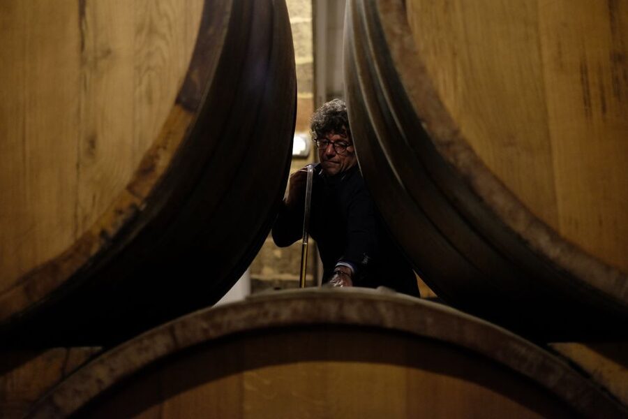 Marsala: Florio Winery Tour with Local Wine Tasting - Entering Cantine Florio in Marsala