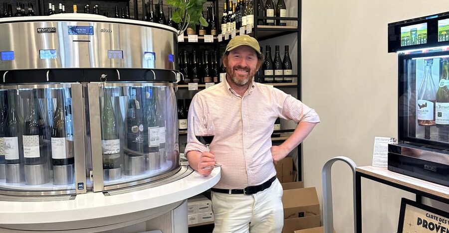 Marseille: Tailored Wine Tasting Experience in Top Wine Shop - A relaxed lesson for beginners and serious drinkers