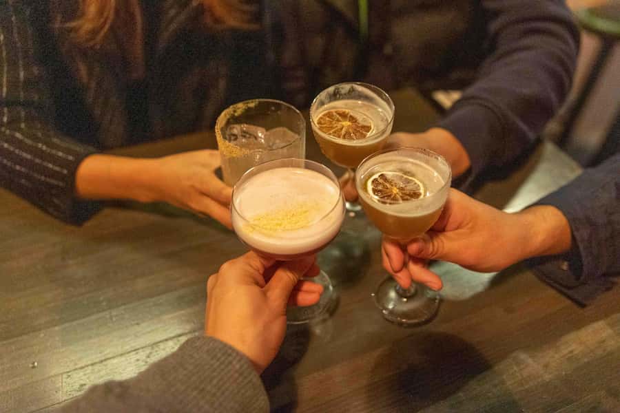 Melbourne: Local Laneway Bars and Their Stories - The guide makes or breaks the afternoon