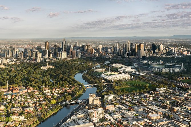 Melbourne sunrise balloon flight & champagne breakfast - Melbourne at Dawn, Seen from a Balloon Basket