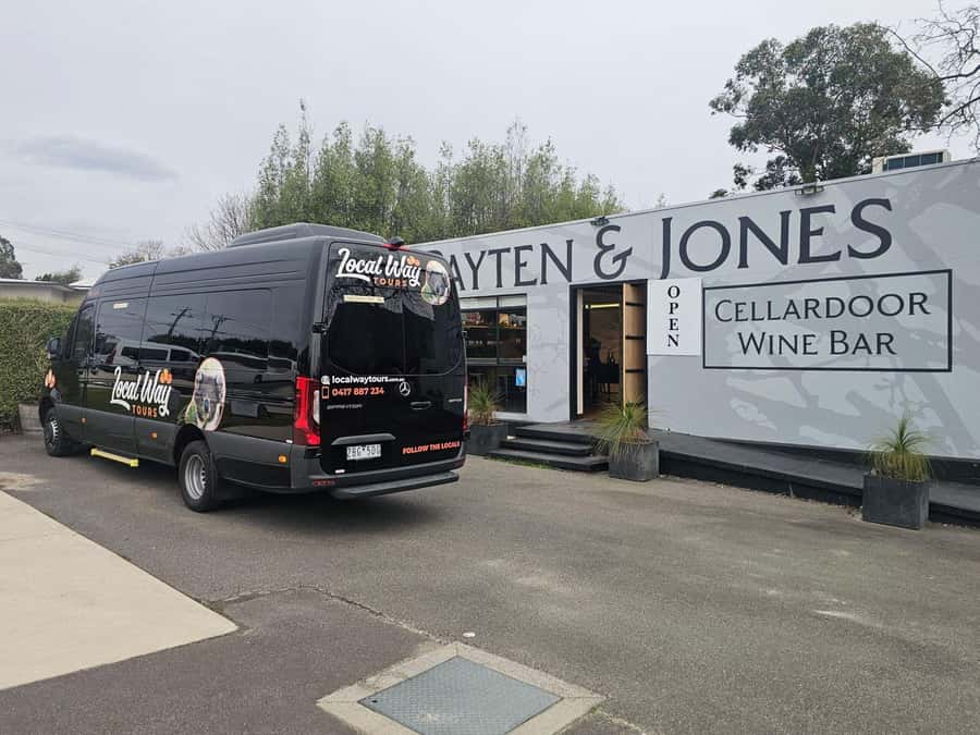 Melbourne: Yarra Valley Half-Day Wine Tour - Three very different Yarra Valley cellar doors