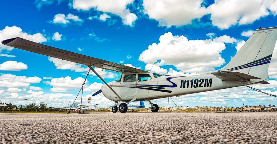 Miami Beach: Private Luxury Airplane Tour with Champagne - Miami Executive Airport and the five-minute briefing