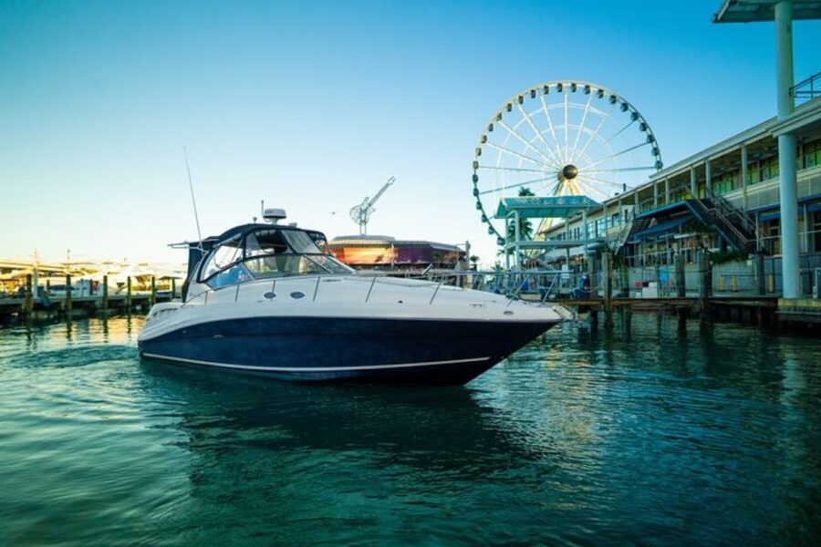 Miami: Private Yacht Cruise with Champagne - Key points to know before booking