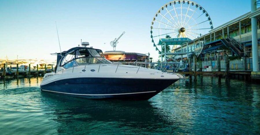 Miami: Private Yacht Cruise with Champagne - Why Miami Bay is the real attraction