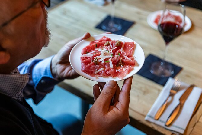 Milan: Navigli Food & Drinks Tour with Eating Europe - Why Navigli makes such a good food-tour setting