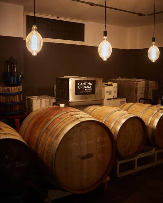 Milan Urban Winery: Taste & Tour at Cantina Urbana - Arriving on Via Ascanio Sforza