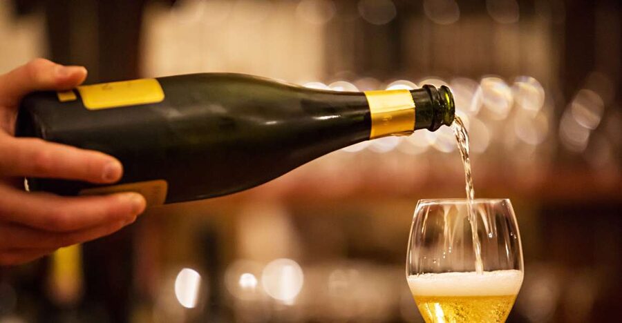 Milan: Wine Tasting Experience in the City Centre - Turning tasting into a practical skill