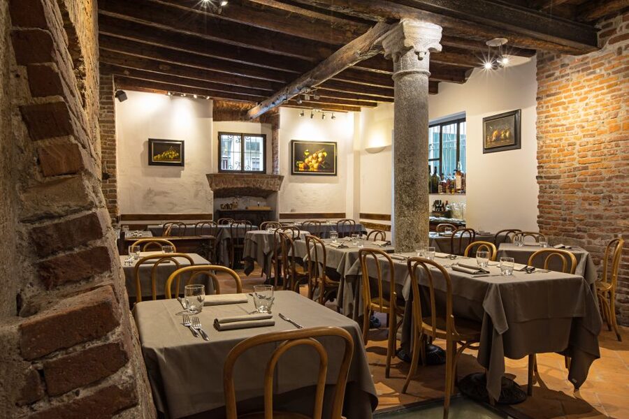 Milan: Wine Tasting Experience in the City Centre - Is $53 a fair price?