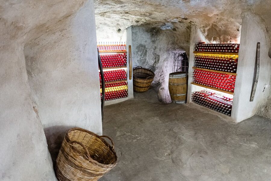 Milos Island: Kostantakis Winery Wine Tasting Experience - The tasting: seven wines, a grape spirit, and island food