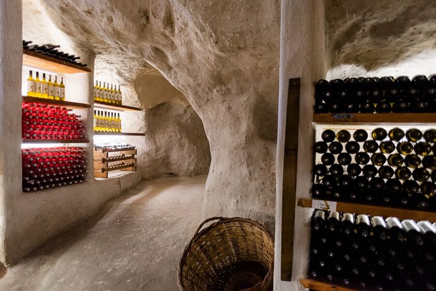 Milos Island: Kostantakis Winery Wine Tasting Experience - Why the family story matters