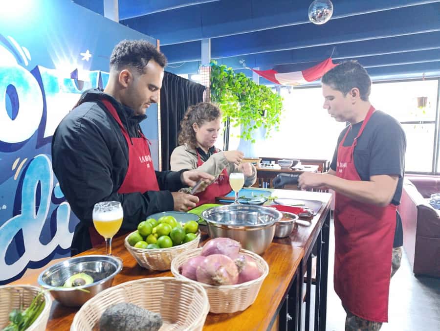 Miraflores: Amazing Peruvian Cooking Class Ceviche Seafood and Pisco Sour - Mixing your own pisco sour