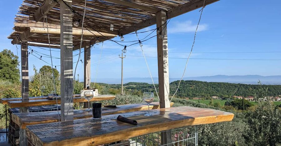 Montepulciano: Artisan Heroic Wine Tasting at the Terrace - Three wines and a serious Tuscan tagliere