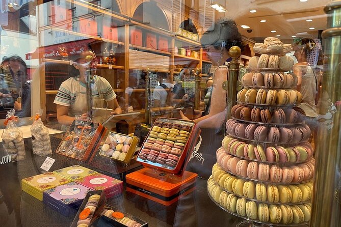 Montmartre Hill French Gourmet Food and Wine Tasting Walking Tour - Ending at Sacré-Cœur