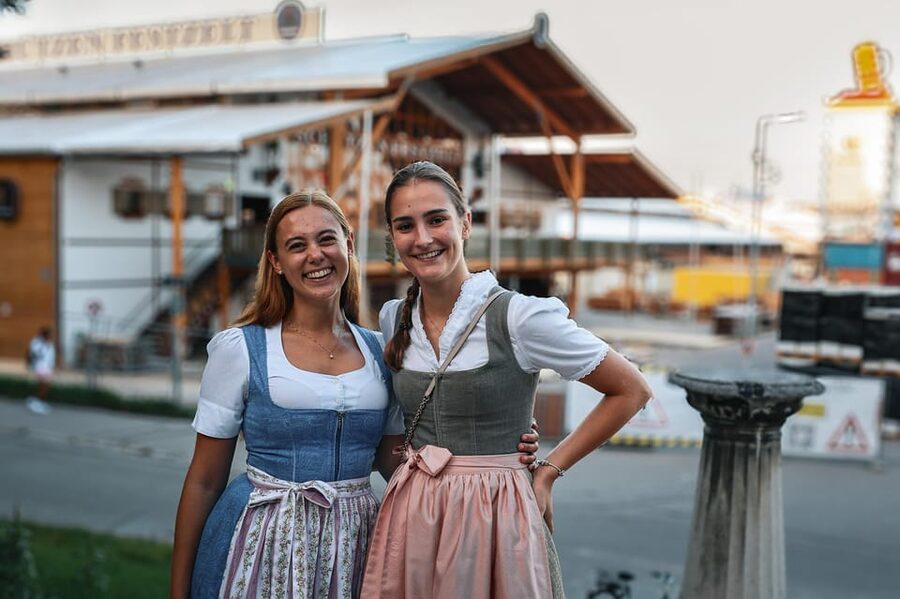Munich: Guided Oktoberfest Experience with Beer and Lunch - Lunch, music, and two liters inside a beer tent