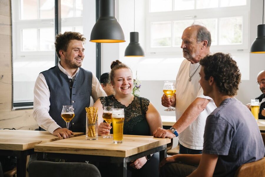 Munich: Hands-On Brewery Tour & Tasting of 4 Organic Beers - Getting there from Großhadern