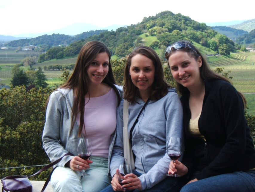 Napa Valley: Guided Wine Tour with Picnic Lunch - Wine tasting fees can change the real price