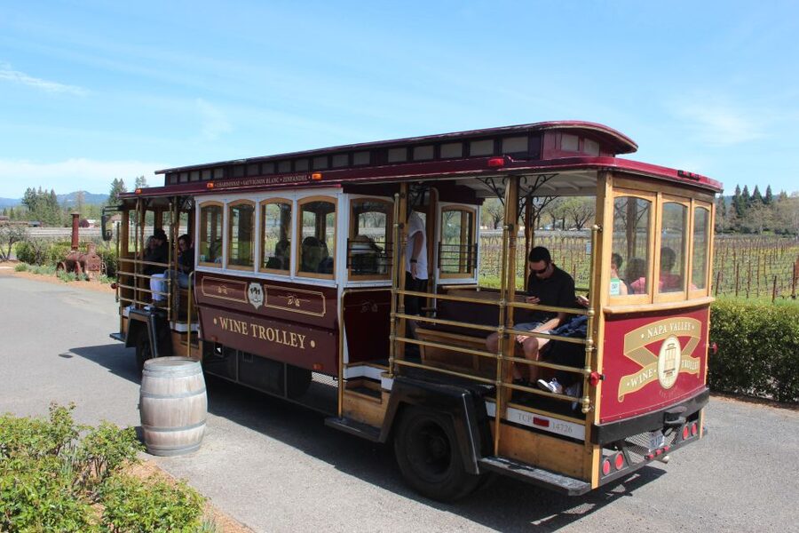 Napa Valley: Wine Tasting Tour by Open Air Trolley & Lunch - Practical Tips For A Better Day