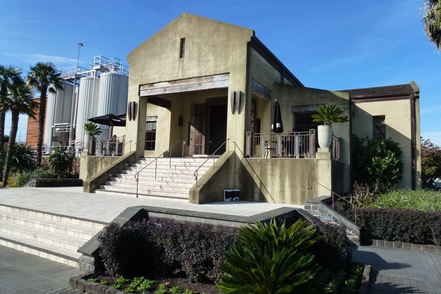 Napier: Winery + Gin Tasting Tour with Lunch Thu Fri Sat - Who will enjoy this tour most
