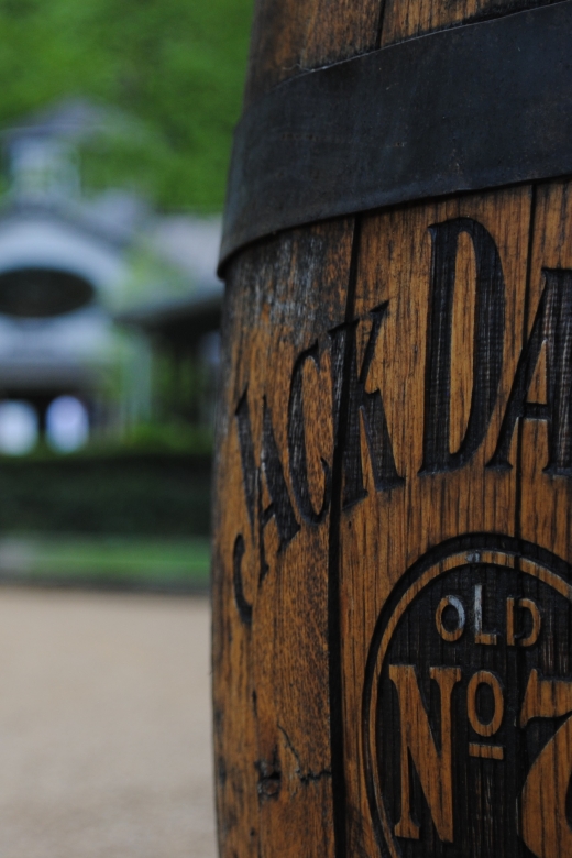Nashville: Jack Daniel Distillery Day Trip with Tastings - Touring one of Tennessee’s best-known distilleries